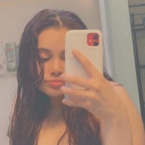 Meet your Posher, Daniela